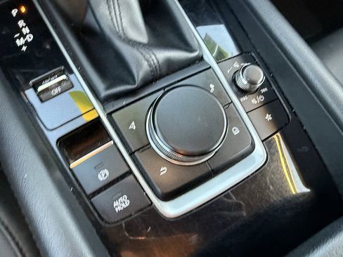 Used 2024 MAZDA MAZDA3 s image 14