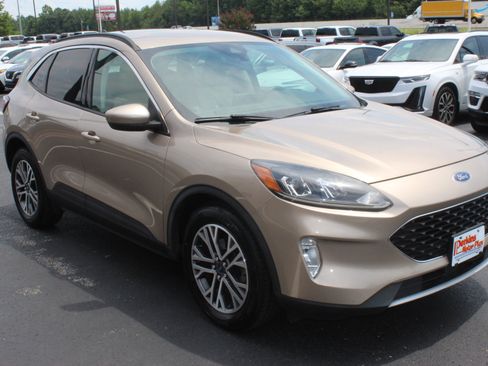 Used 2021 Ford Escape SEL FWD image 4