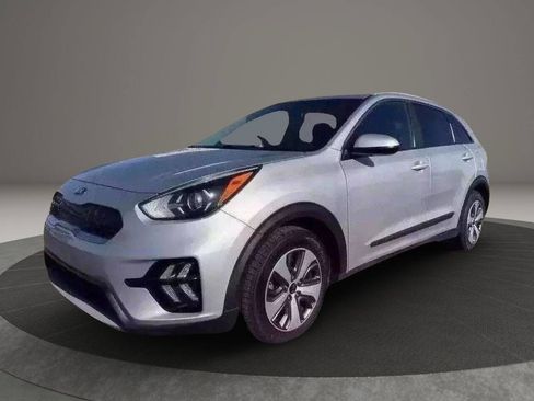 Used 2020 Kia Niro LX image 3