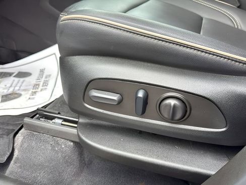 Used 2023 Chevrolet Traverse Premier w/ Redline Edition image 36