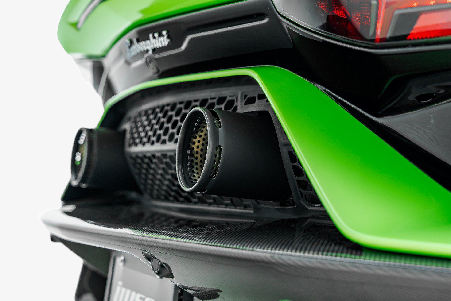 Used 2019 Lamborghini Aventador SVJ AWD/4WD image 58