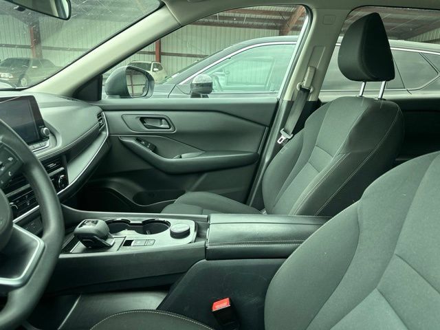 Used 2024 Nissan Rogue S AWD/4WD image 5