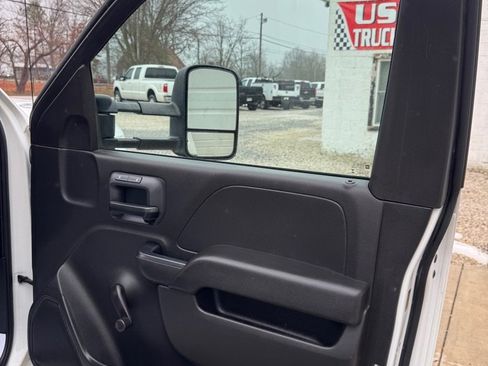 Used 2015 Chevrolet Silverado 3500 W/T image 12