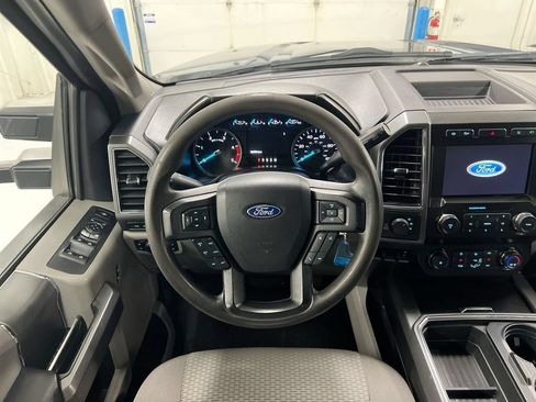 Used 2020 Ford F350 XLT w/ XLT Premium Package AWD/4WD image 11