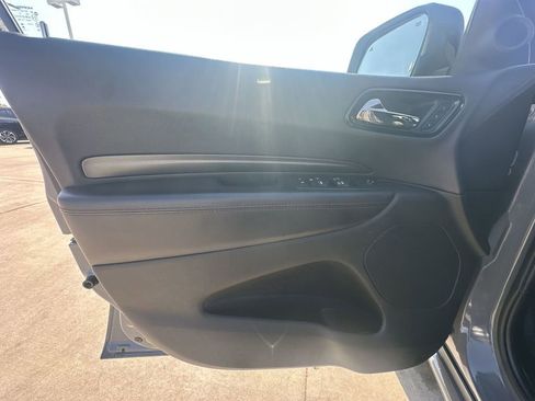 Used 2023 Dodge Durango GT image 23