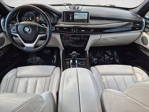 Used 2018 BMW X5 xDrive50i AWD/4WD image 15