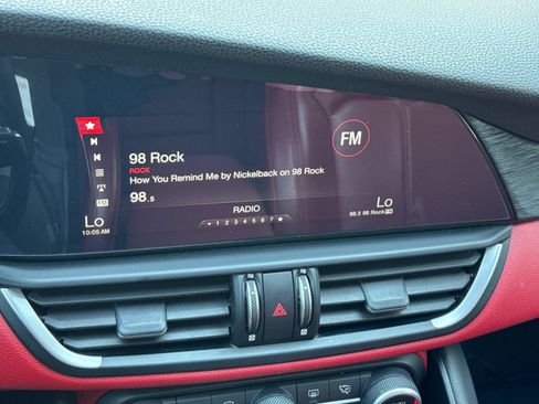 Used 2019 Alfa Romeo Giulia RWD image 16
