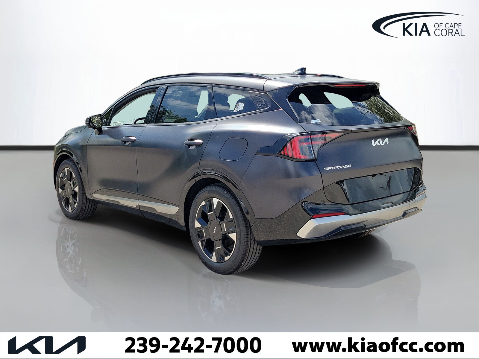 New 2026 Kia Sportage SX FWD image 4