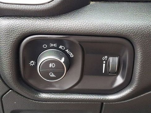 Used 2022 RAM 1500 Big Horn image 24