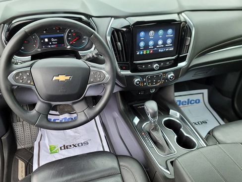 Used 2023 Chevrolet Traverse LT w/ LT Premium Package image 24