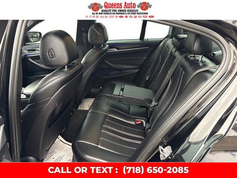 Used 2019 BMW 530e w/ M Sport Package image 11