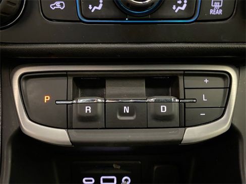 Used 2023 GMC Terrain SLT image 41