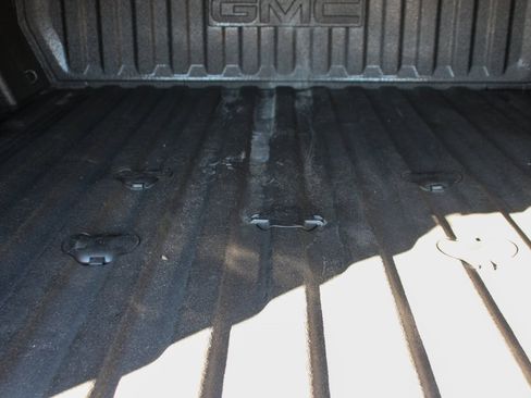 Used 2025 GMC Sierra 2500 Denali Ultimate image 11