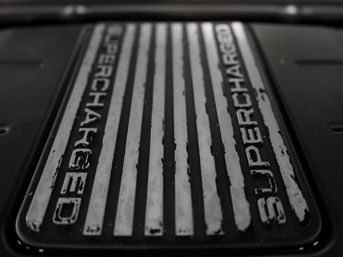 Used 2020 Land Rover Range Rover Sport SVR AWD/4WD image 48