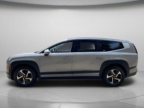 New 2026 Hyundai Ioniq 9 SE AWD/4WD image 2