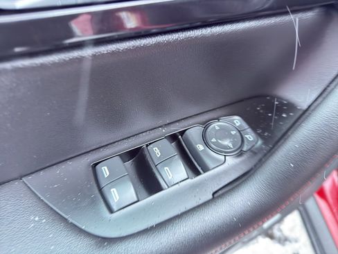 Certified 2022 Chevrolet Blazer RS w/ Enhanced Convenience Package image 11