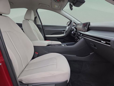 Used 2025 Hyundai Sonata SEL image 40