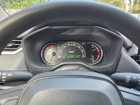 Used 2024 Toyota RAV4 LE image 22