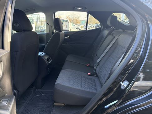 Used 2023 Chevrolet Equinox LT image 29