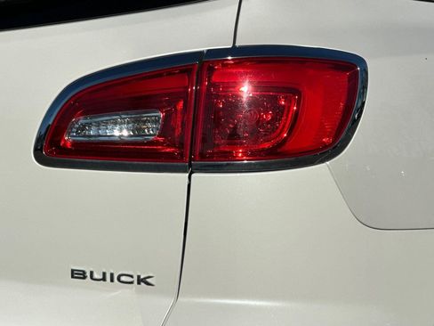 Used 2017 Buick Enclave Leather w/ Enclave Sport Touring Edition image 15