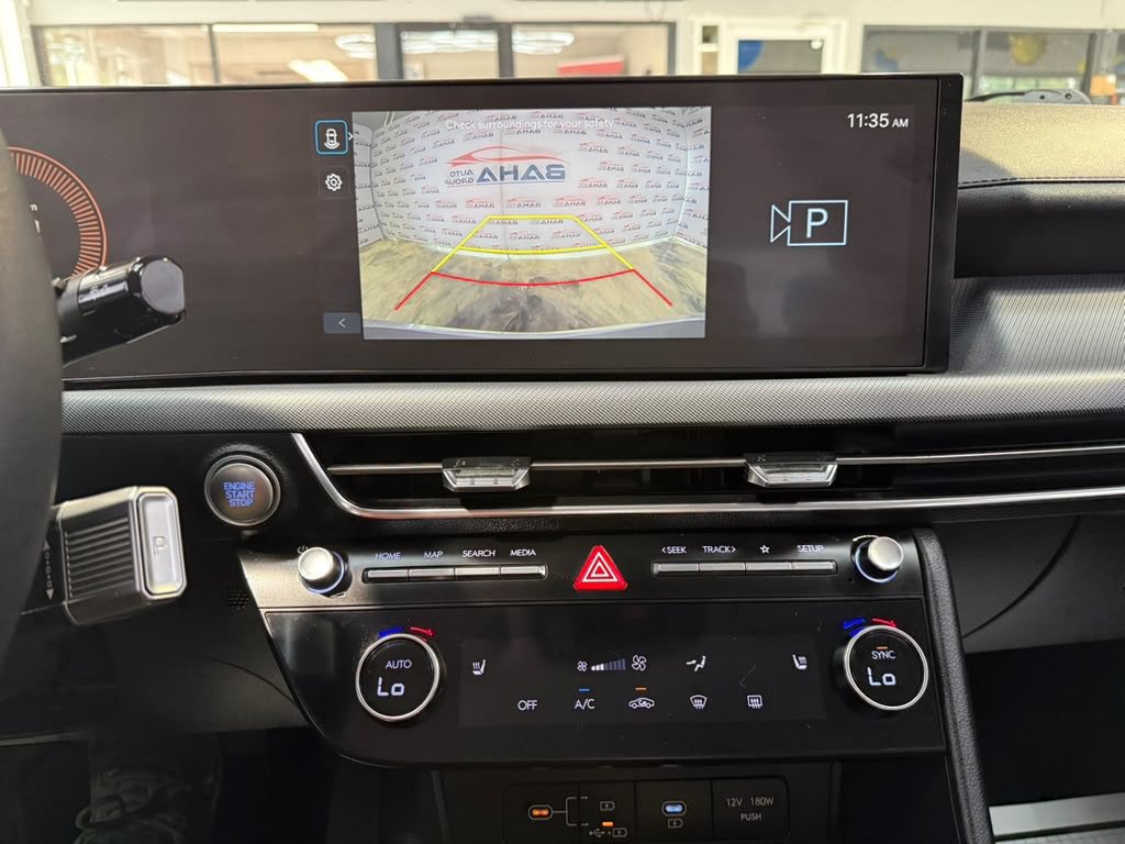 Used 2025 Hyundai Sonata SEL FWD image 15