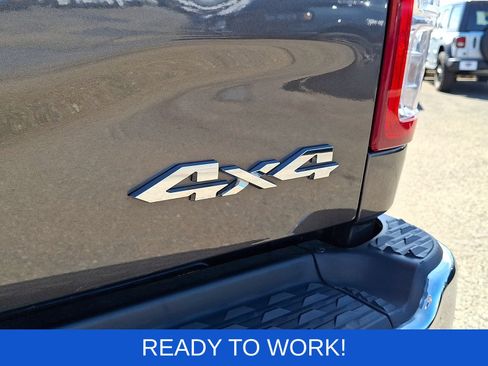 Used 2024 RAM 3500 Tradesman w/ Chrome Appearance Group AWD/4WD image 29