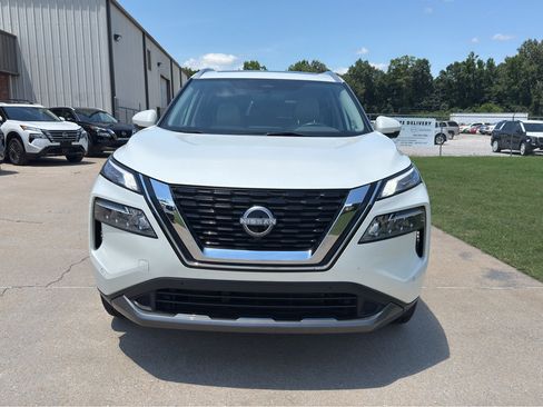 Certified 2023 Nissan Rogue SL w/ SL Premium Package AWD/4WD image 8