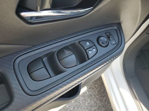 Certified 2025 Nissan Versa SV w/ Trunk Package FWD image 25