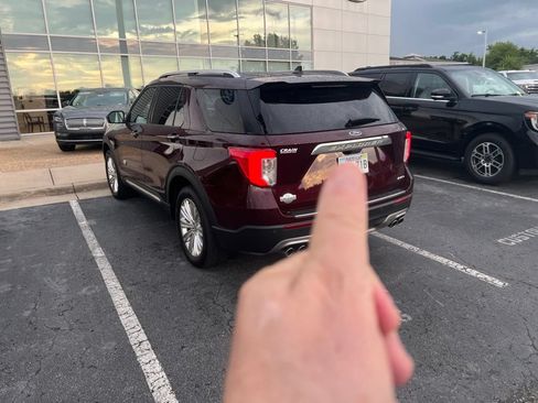 Used 2022 Ford Explorer King Ranch w/ Class IV Trailer Tow Package AWD/4WD image 12