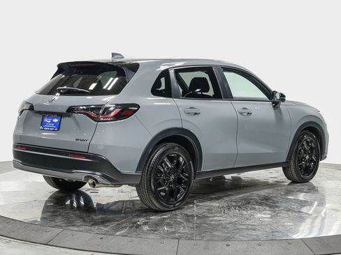 Used 2025 Honda HR-V Sport image 7