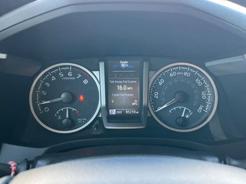 Used 2021 Toyota Tacoma SR5 w/ Trail Edition AWD/4WD image 24