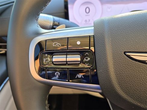 Used 2025 Genesis GV80 2.5T Standard image 24