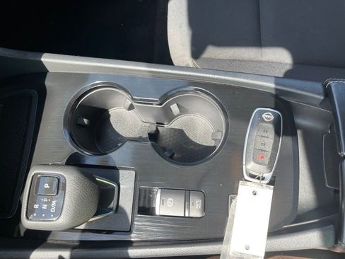 Used 2023 Nissan Rogue S FWD image 21