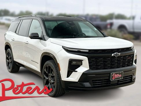 Used 2024 Chevrolet Traverse RS w/ LPO, Floor Liner Package image 1