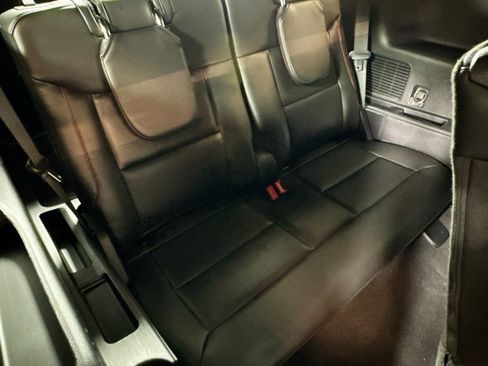 Used 2022 Ford Explorer ST-Line w/ Class IV Trailer Tow Package image 26