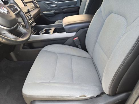 Used 2019 RAM 1500 Big Horn RWD image 14