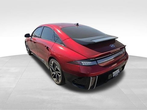 Used 2023 Hyundai Ioniq 6 Limited image 4