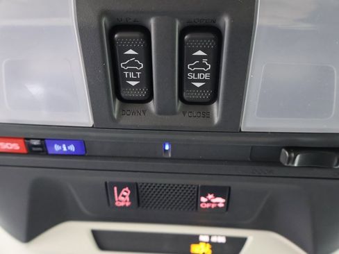 Used 2021 Subaru Crosstrek 2.5i Limited w/ Moonroof Package 2 image 9