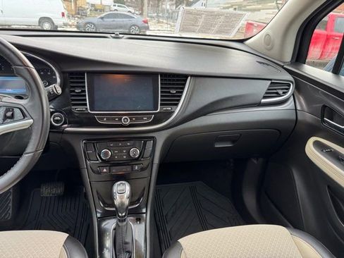 Used 2020 Buick Encore Preferred image 20