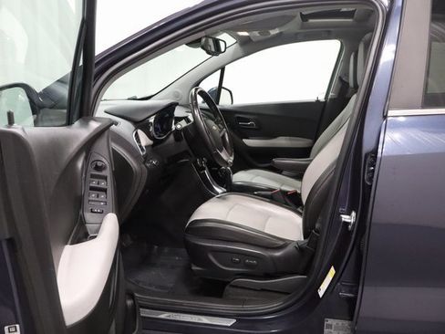 Used 2019 Chevrolet Trax Premier image 10