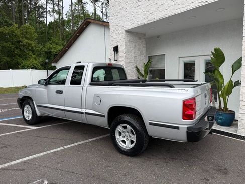 Used 2005 Dodge Dakota ST image 11
