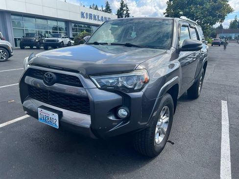 Used 2014 Toyota 4Runner SR5 Premium AWD/4WD image 3