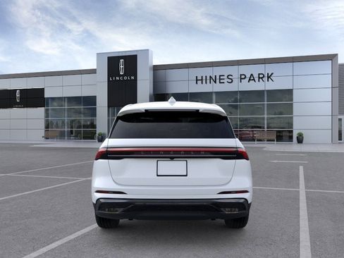 New 2026 Lincoln Nautilus Premier w/ Equipment Group 102A AWD/4WD image 5
