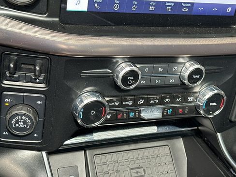 Used 2023 Ford F150 Raptor w/ Raptor 37 Performance Package AWD/4WD image 24