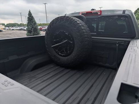 Used 2024 Chevrolet Colorado ZR2 w/ ZR2 Bison Edition AWD/4WD image 20