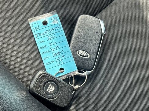 Used 2021 Kia Forte GT-Line FWD image 45
