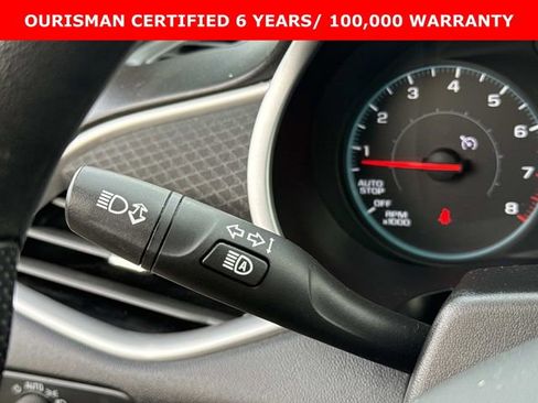 Used 2023 Chevrolet Malibu LT image 29