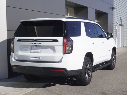 Used 2023 Chevrolet Tahoe Z71 w/ Luxury Package image 2