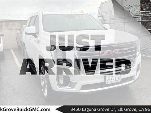 Used 2021 GMC Yukon SLT w/ SLT Luxury Plus Package image 1