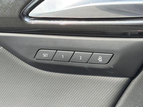Used 2025 Buick Envision Preferred AWD/4WD image 16